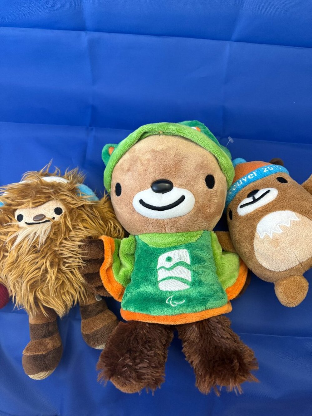 Vancouver 2010 Mascot Plush Lot of 3 Mukmuk Sumi Quatchi Olympic Collectibles
